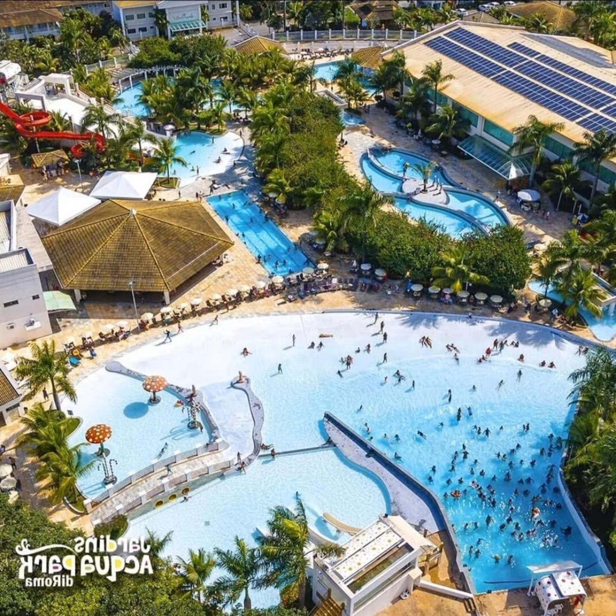 Lacqua diroma com fogão, geladeira, micro-ondas, Park aquático 24h, acomoda até 5 pessoas Caldas Novas Exterior foto
