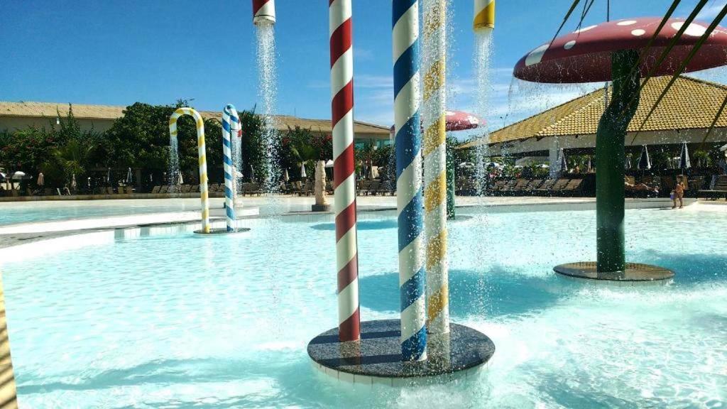 Lacqua diroma com fogão, geladeira, micro-ondas, Park aquático 24h, acomoda até 5 pessoas Caldas Novas Exterior foto